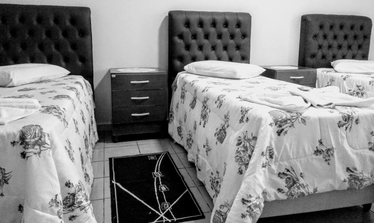 Hotel Uniworld Araçatuba エクステリア 写真
