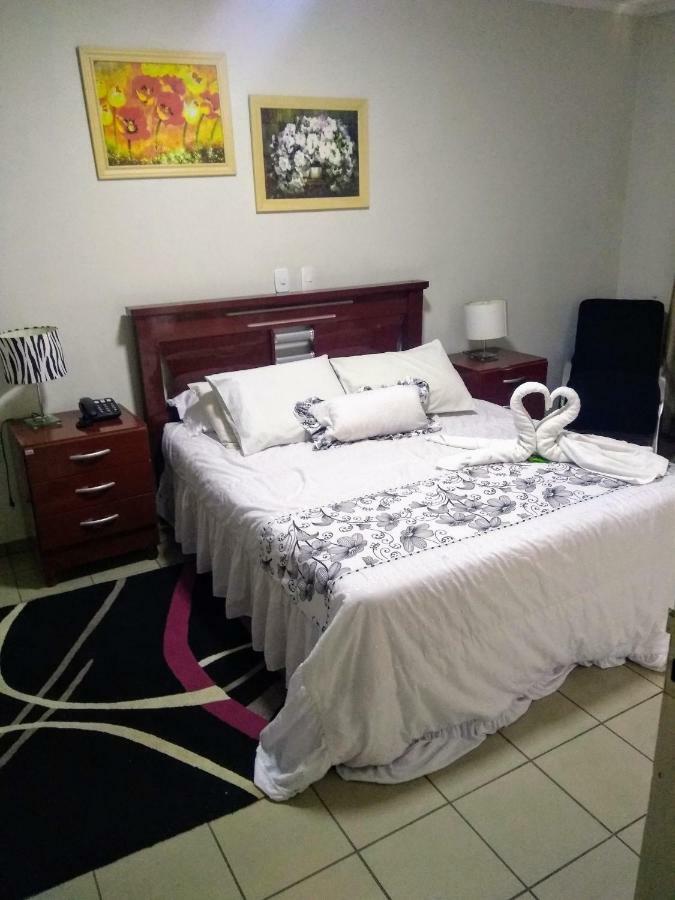 Hotel Uniworld Araçatuba エクステリア 写真